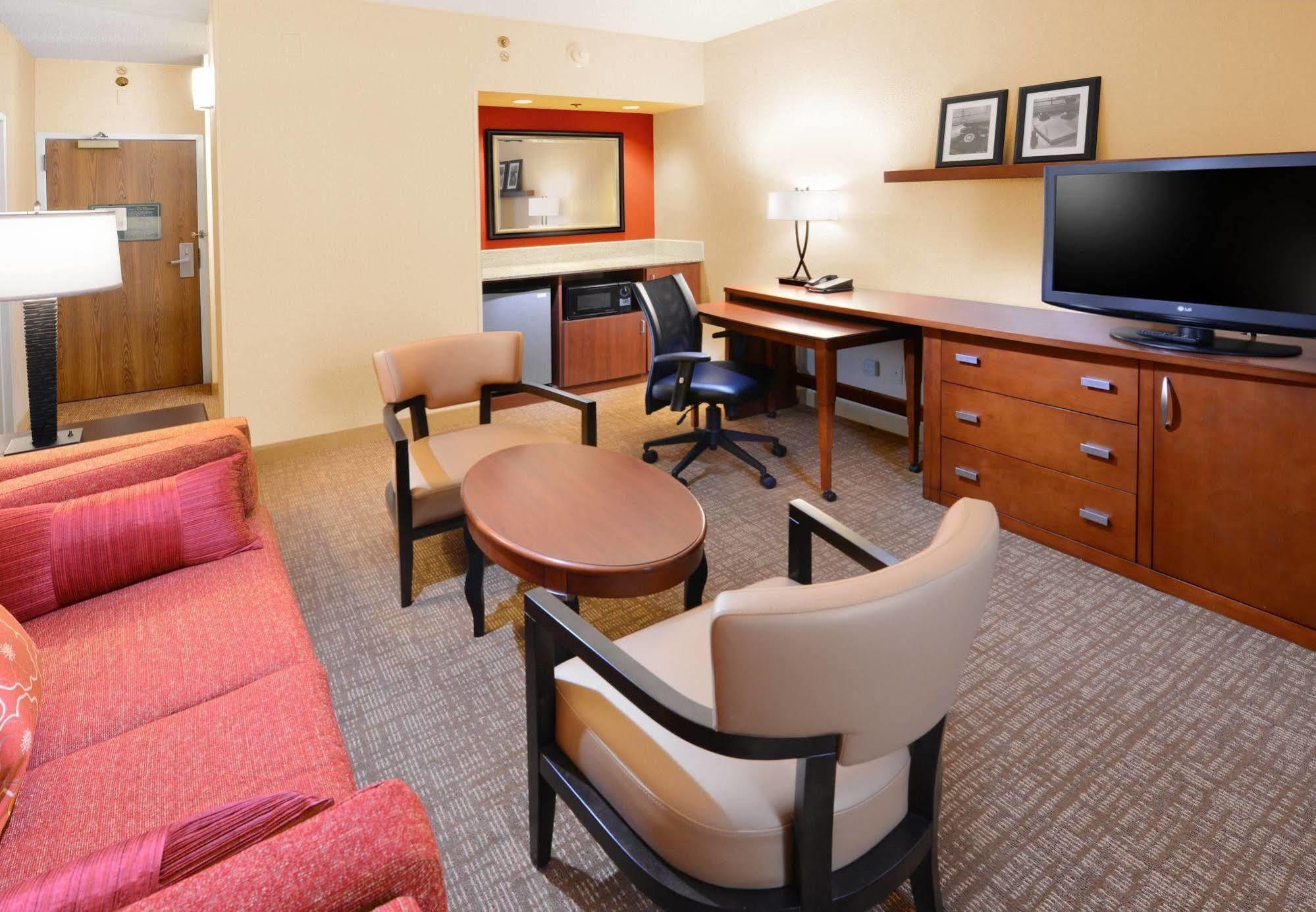 Courtyard By Marriott San Antonio Downtown Hotel Екстериор снимка